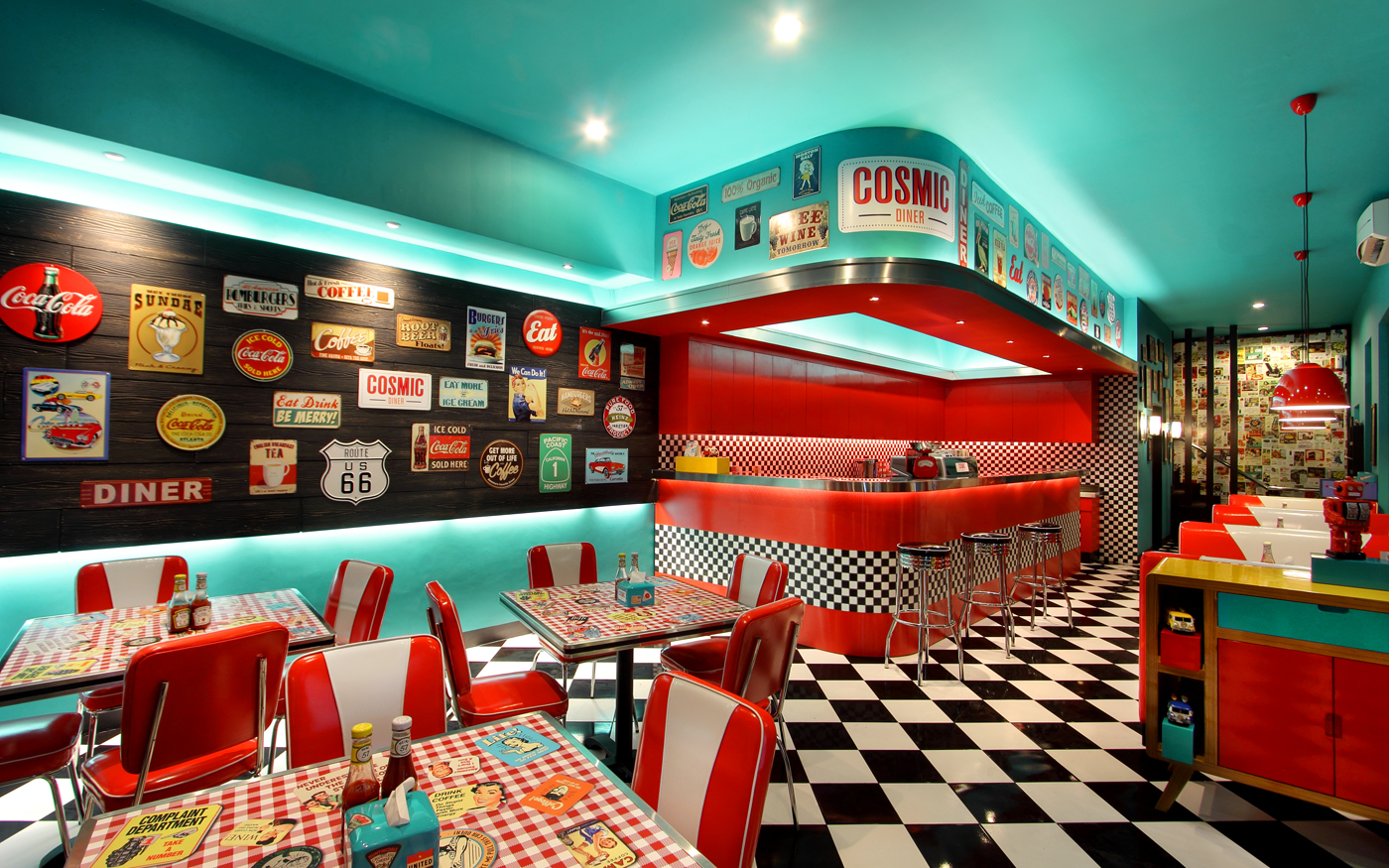 Cosmic Diner 7 Bali Resto Unik