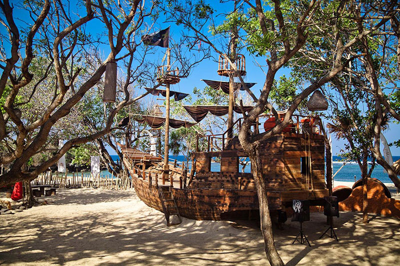 The Pirates Bay 7 Restoran Menakjubkan Seindah Pesona Pulau Dewata di Bali