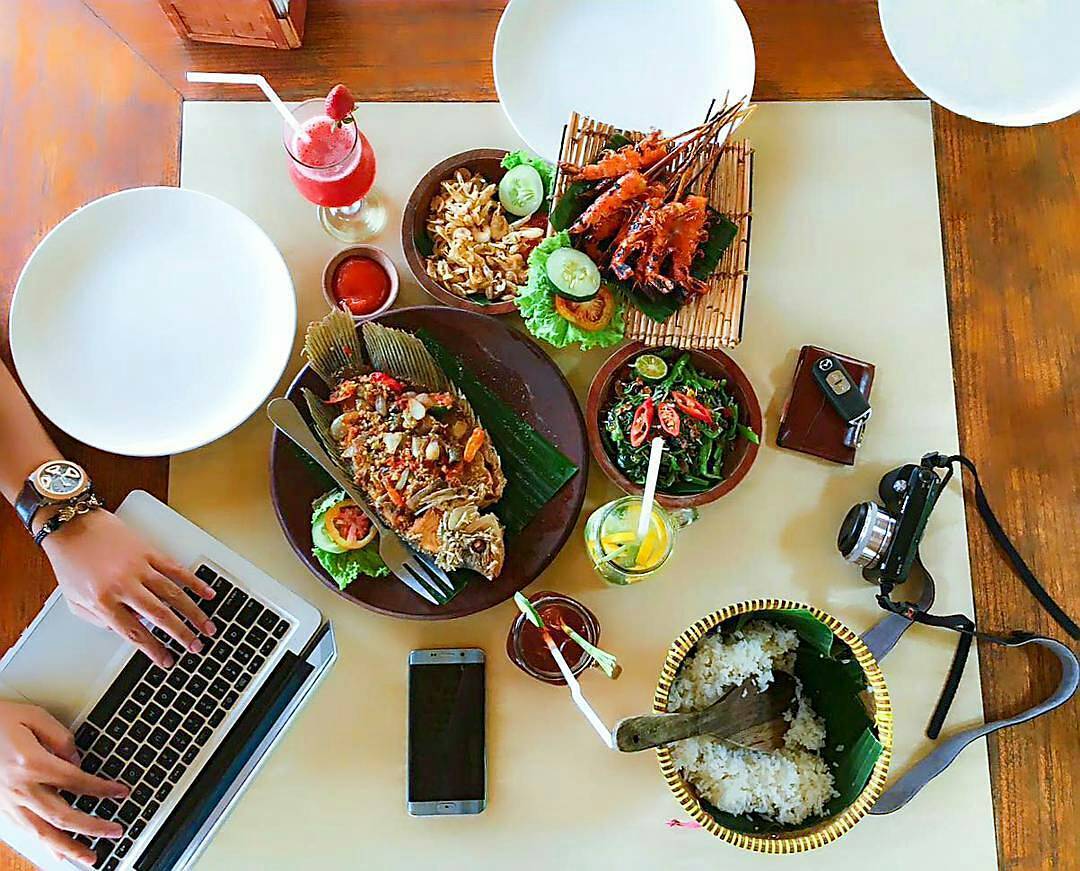 Bale Udang Mang Engking 5 Spot Halal Biar Kamu Makan Tanpa Cemas di Bali
