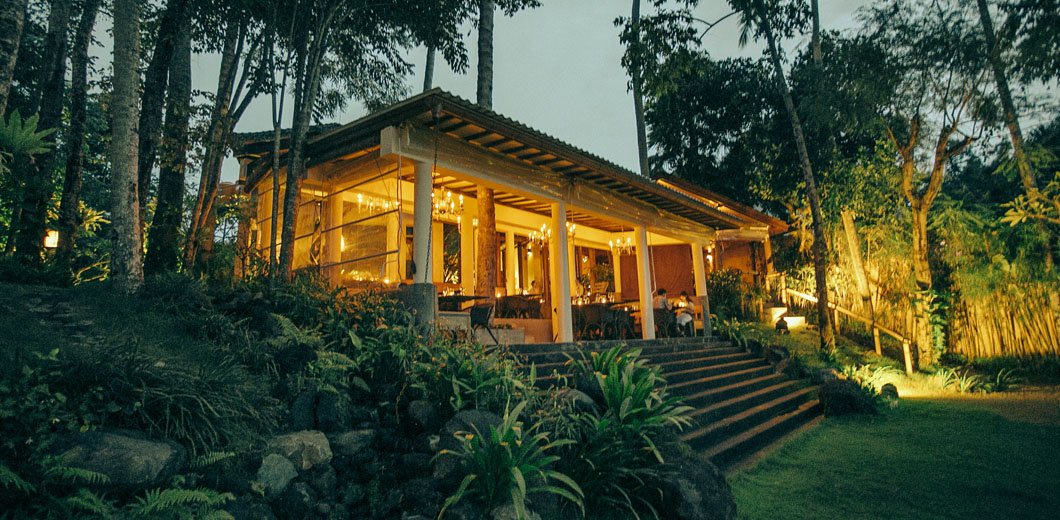 The Sayan House Surga Dunia Bisa Dinikmati di Restoran Dengan View Alam Bali Ini