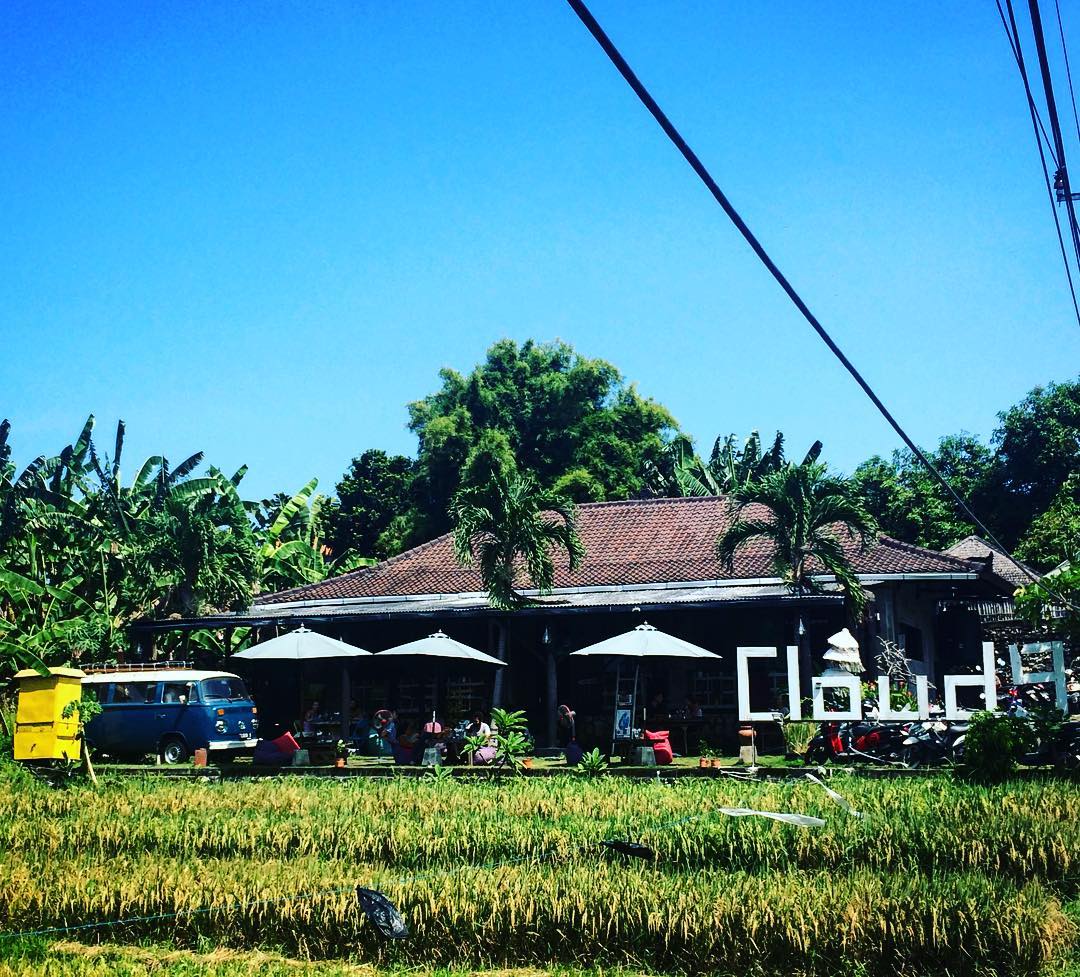 Cloud 9 Cafe Surga Dunia Bisa Dinikmati di Restoran Dengan View Alam Bali Ini