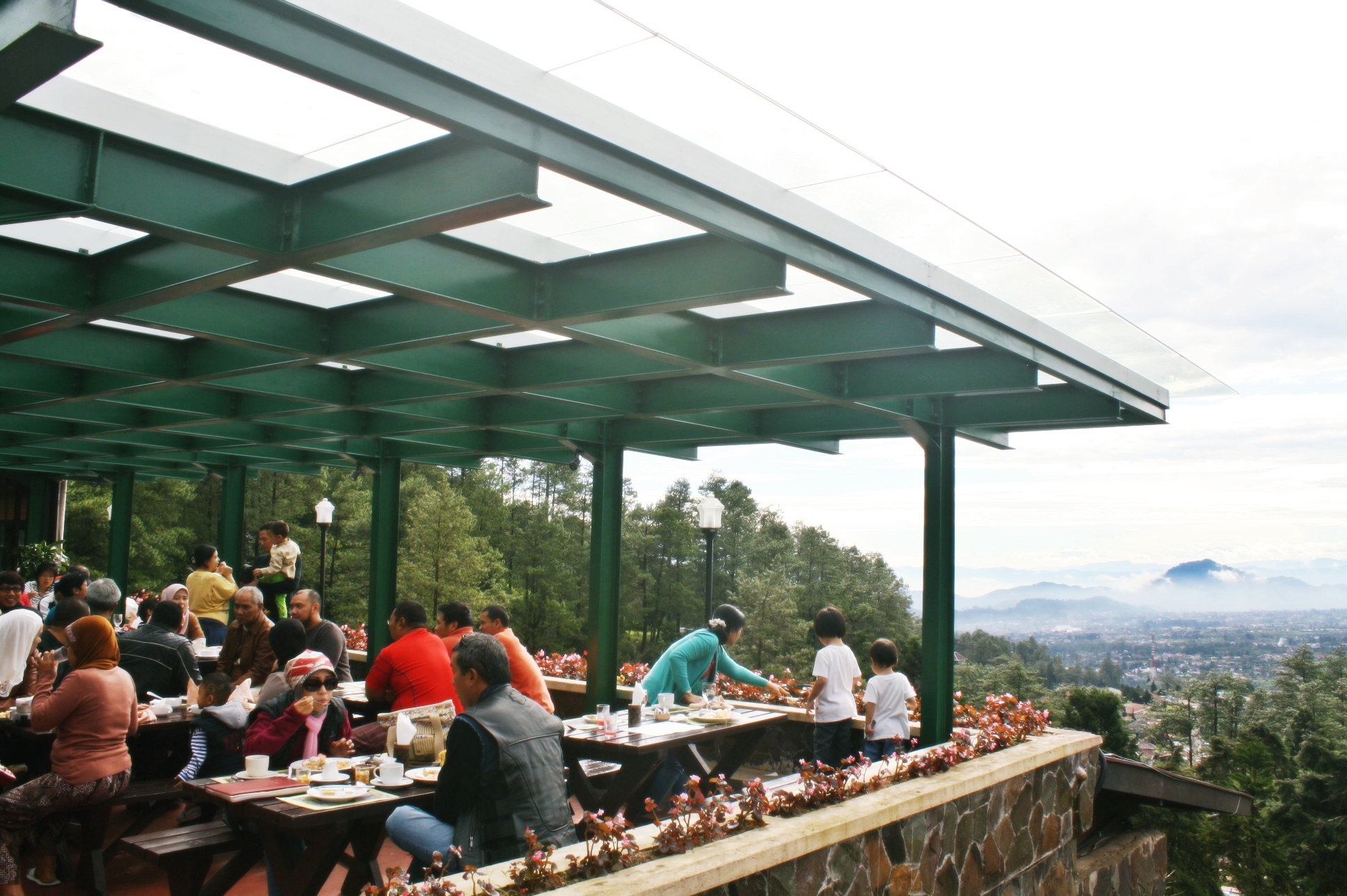 Puncak Pass Restoran Spot Barbecue-an Sambil Menikmati Sejuknya Alam Puncak