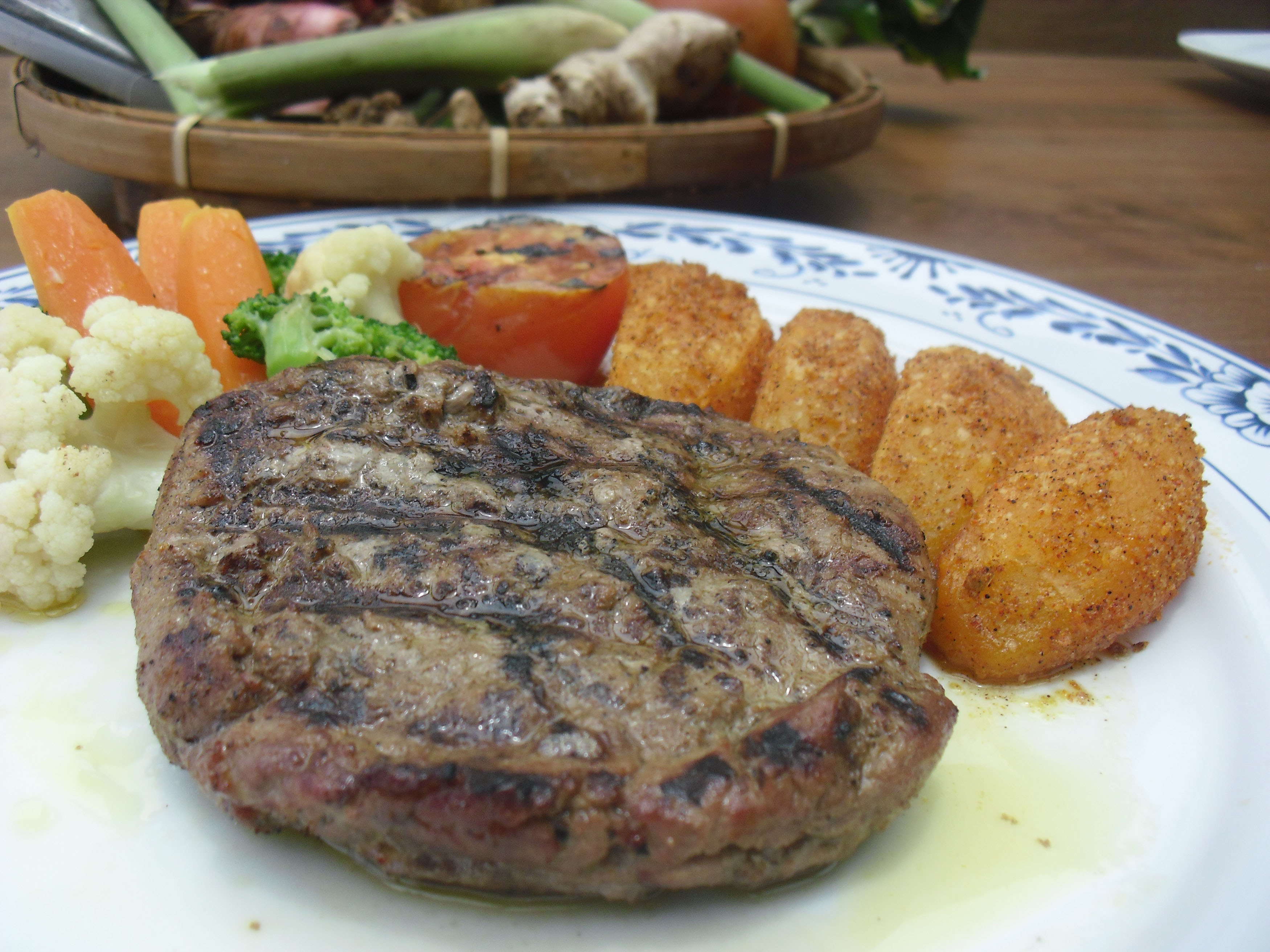 Puncak Pass Restoran Spot Barbecue-an Sambil Menikmati Sejuknya Alam Puncak