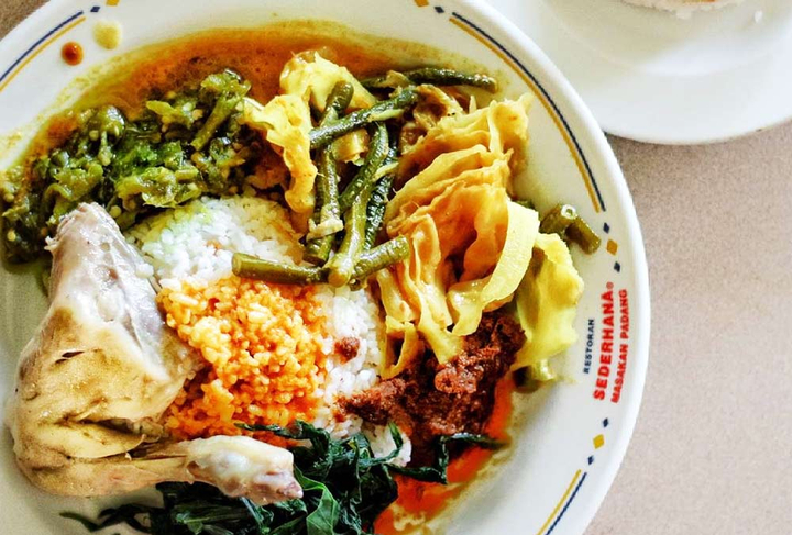 7 Rumah Makan Padang Paling Enak di Bandung