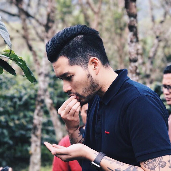 Tampang 5 Barista Keren yang Bikin Kopimu Jadi Lebih Manis