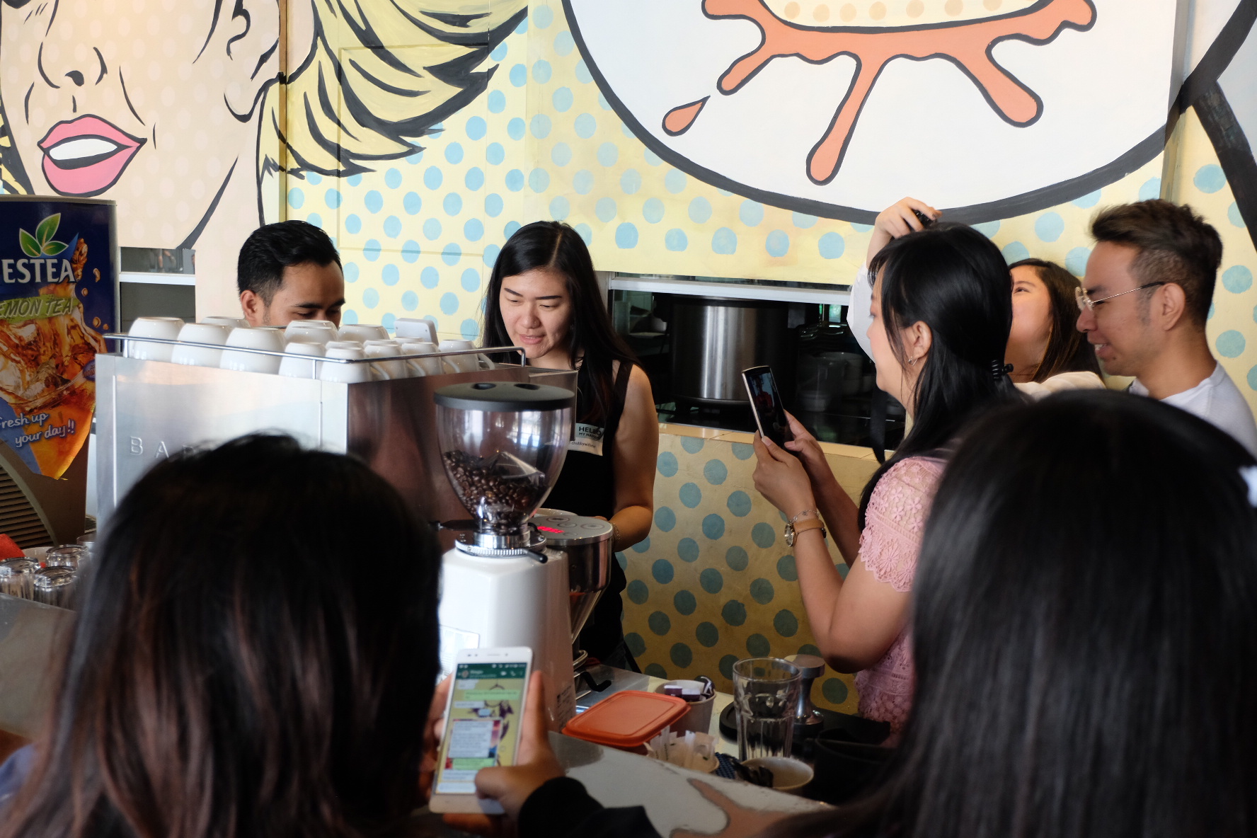Serunya Kumpul Seru di Spot Makan Legendaris di Bandung