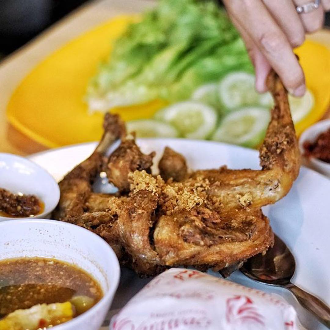 Ayam Goreng Karawaci - Thamrin | Order Go Food or Booking