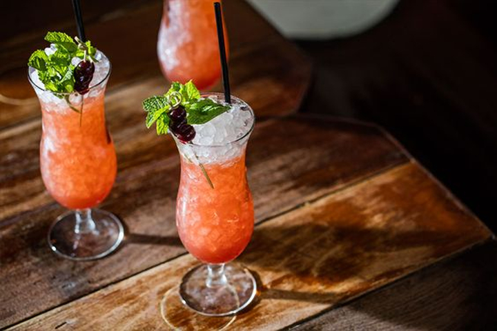 5 Jenis Cocktail Paling Terkenal di Dunia & Bahan yang ada di dalamnya