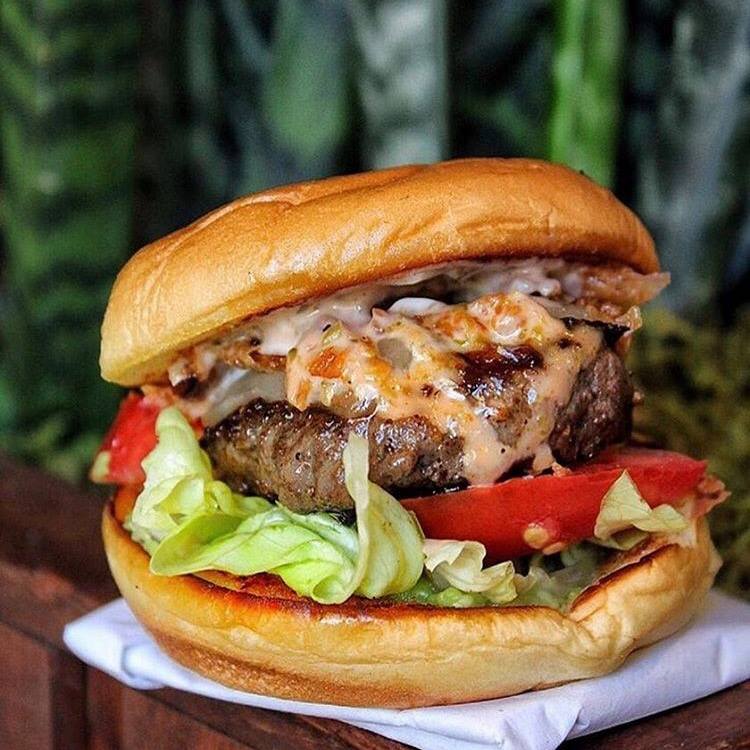 Le Burger - Sudirman | Order Go Food or Booking