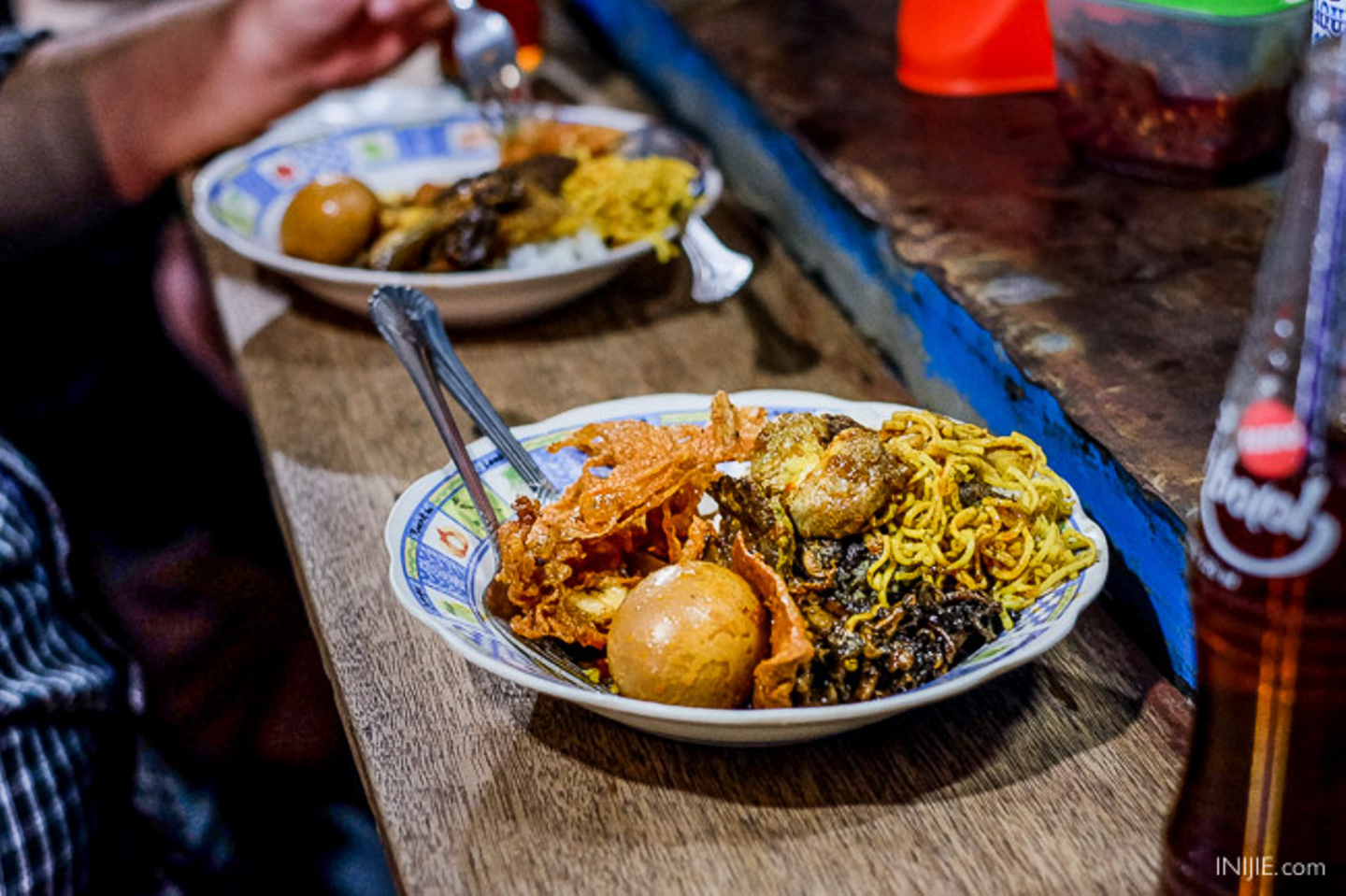 5 Kuliner Malam Yang Paling Banyak Diburu Di Surabaya