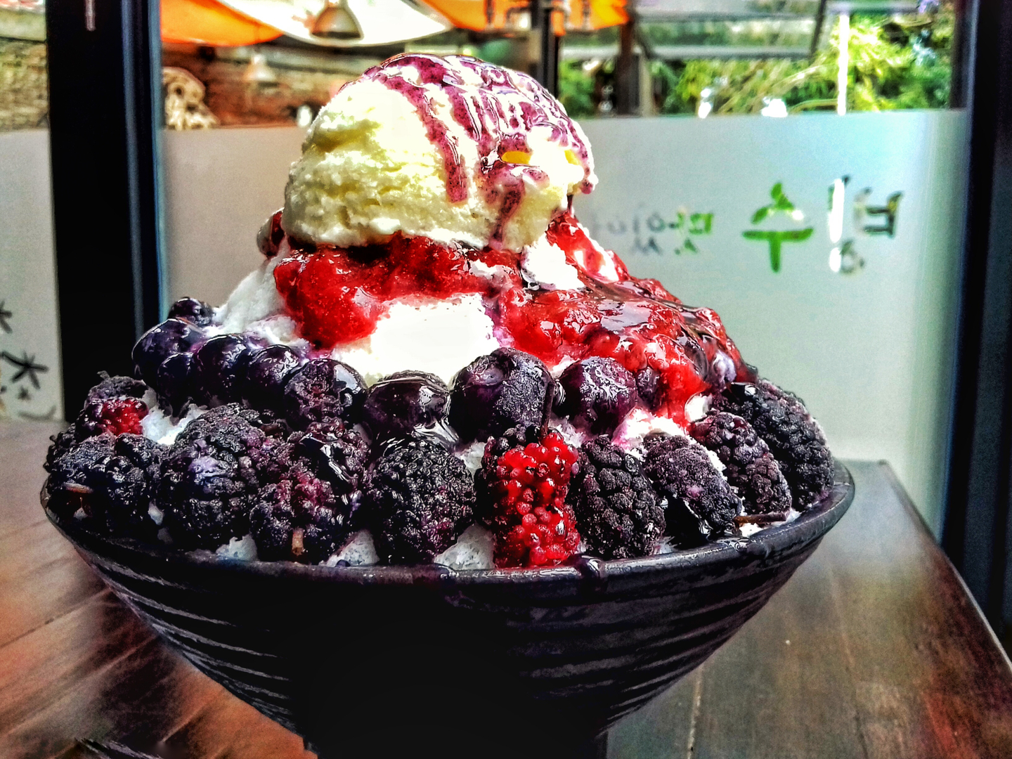 Strawberry Bingsu