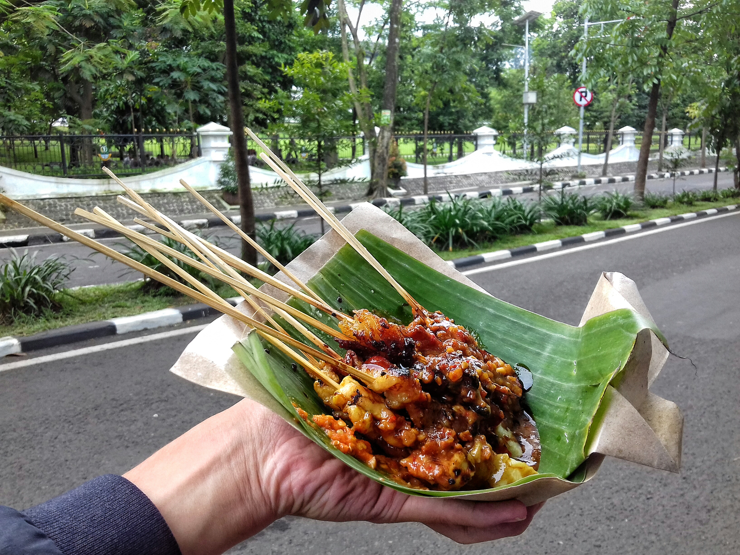 9 Jenis Makanan Yang Paling Sering Terbayang Saat Hujan