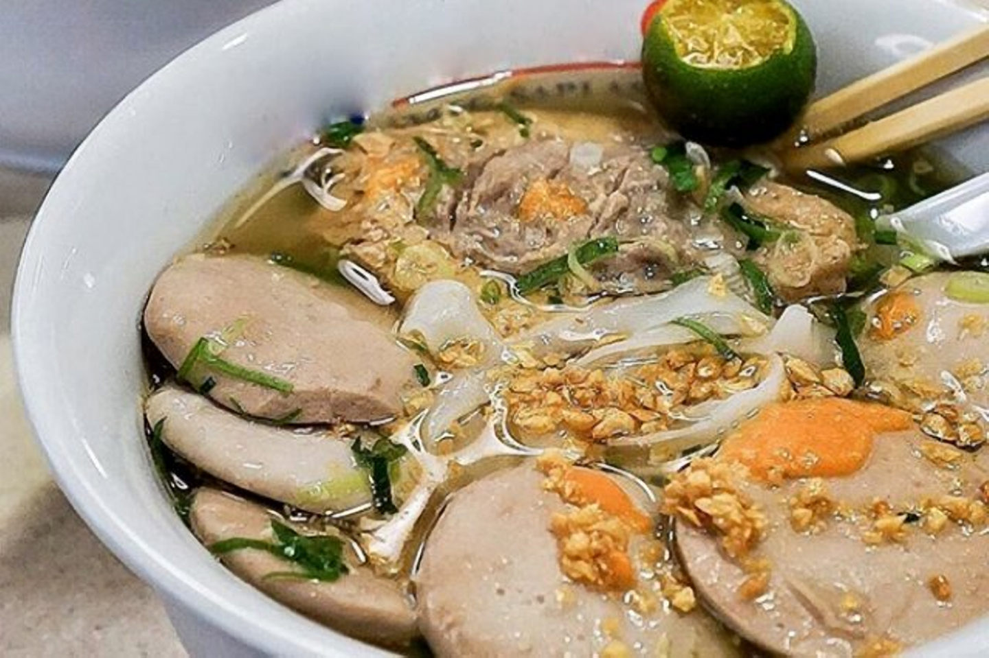 6 Gerai Bakso Di Mall Yang Pembelinya Selalu Antre