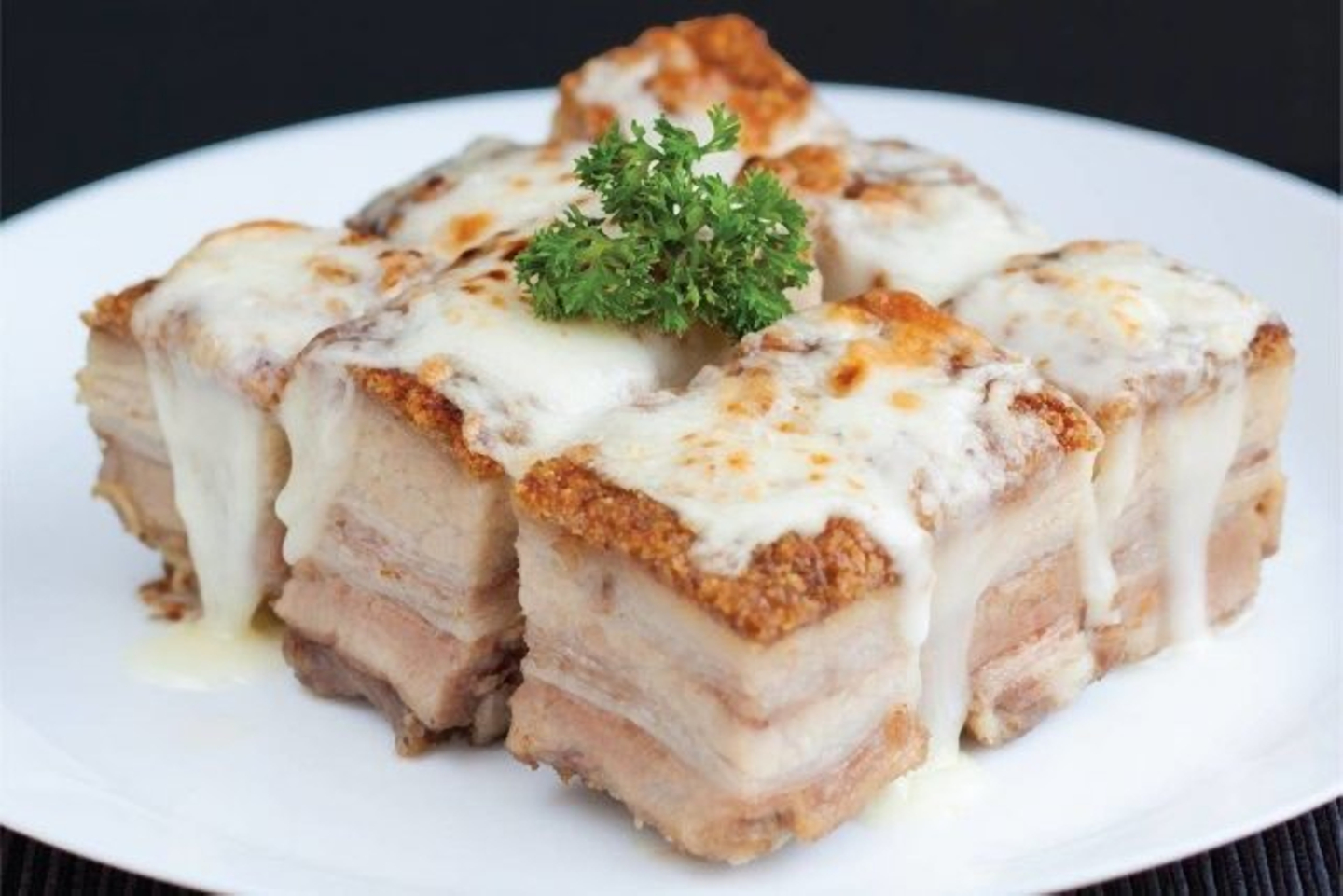 9 Tempat Makan dengan Menu Serba Babi di Jakarta