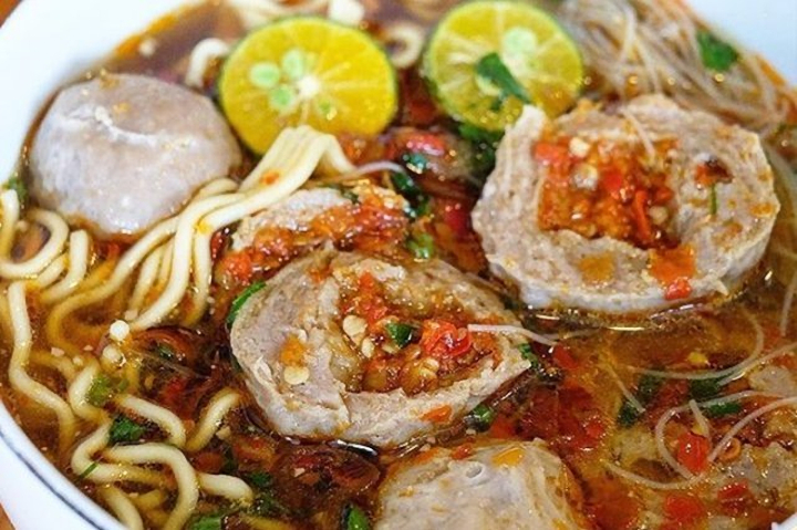 Bakso Rawit Yang Pedasnya Langsung Menggigit