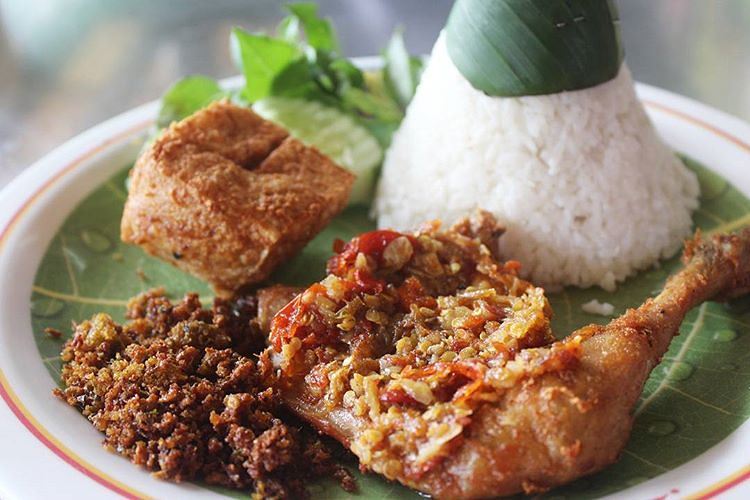 Ayam bakar wong solo kuta | Menu Ayam bakar wong solo kuta | Qraved