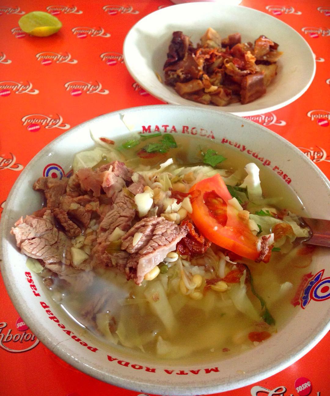 Https Www Qraved Com Journal Editors Pick 4 Hidden Bar Yang Bikin Penasaran Di Jakarta 2021 10 25t15 48 58 07 00 Weekly 0 3 Https Img Qraved Co V2 Image Data 27581920 393871244408118 8426979641549389824 N Jpg Https Img Qraved Co V2<script async src=