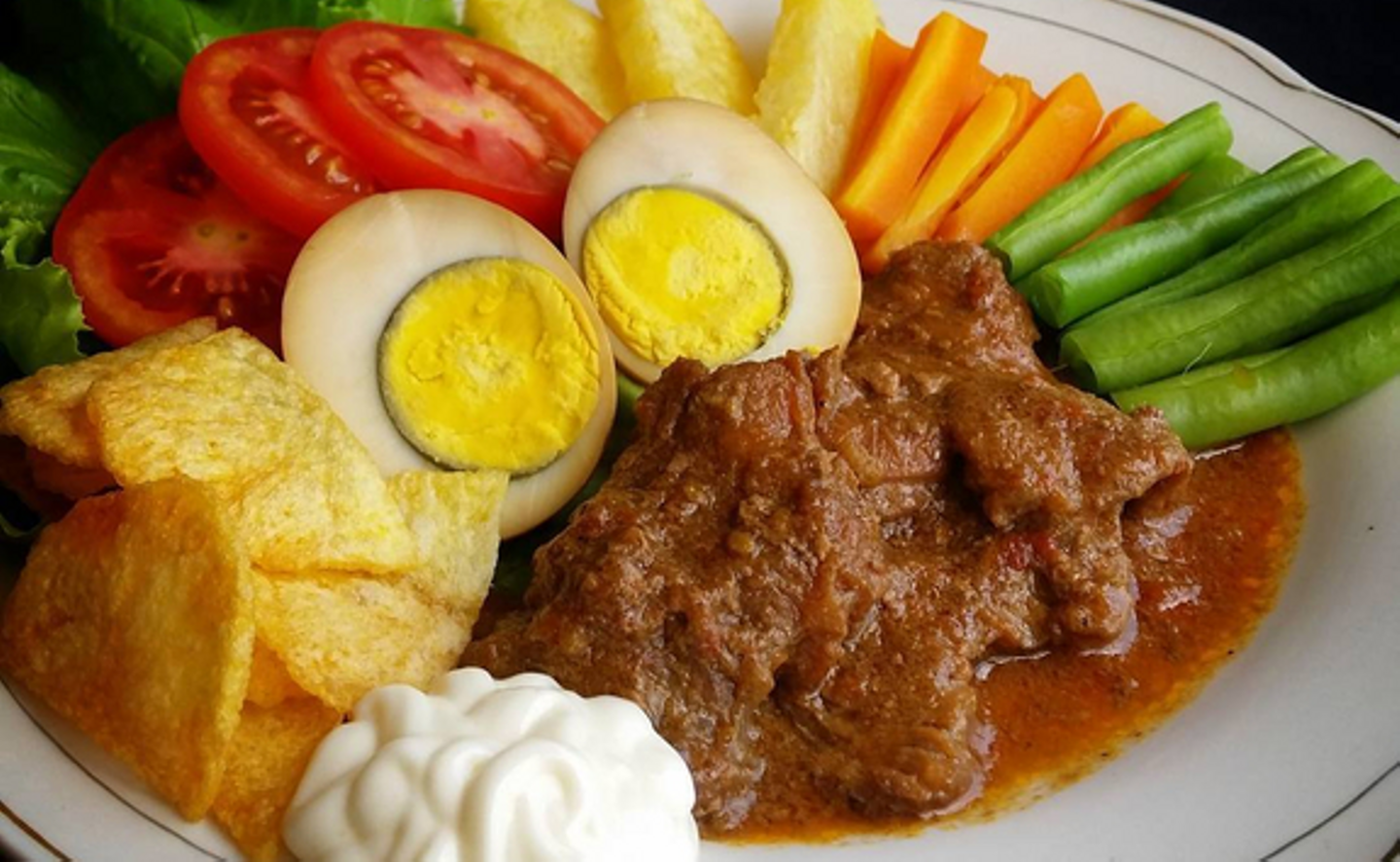 Menu Khas Indonesia Yang Terinspirasi Dari Masakan Belanda