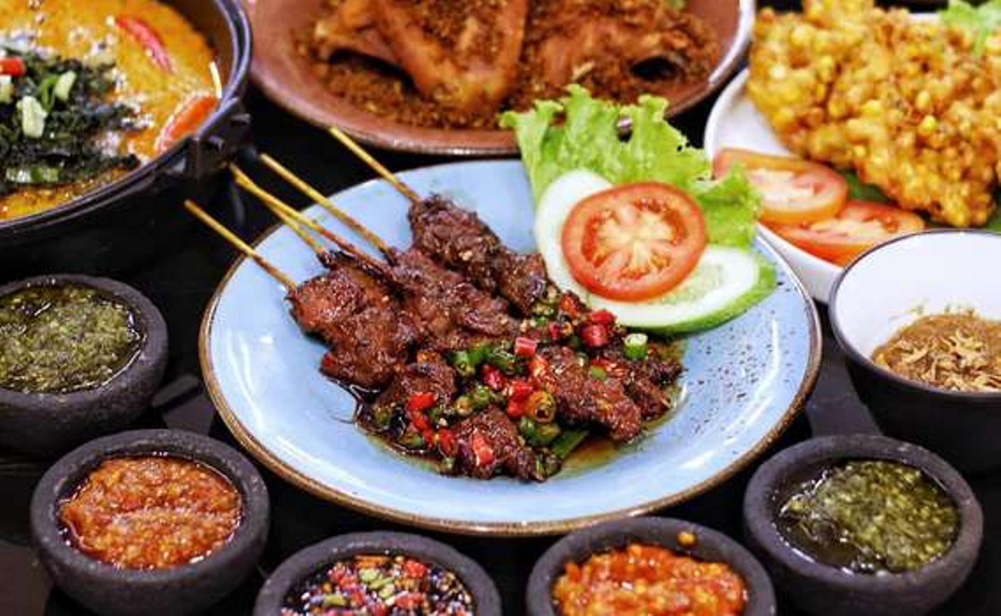 Lezatnya Menyantap Kuliner Nusantara Di Mantra Indonesia