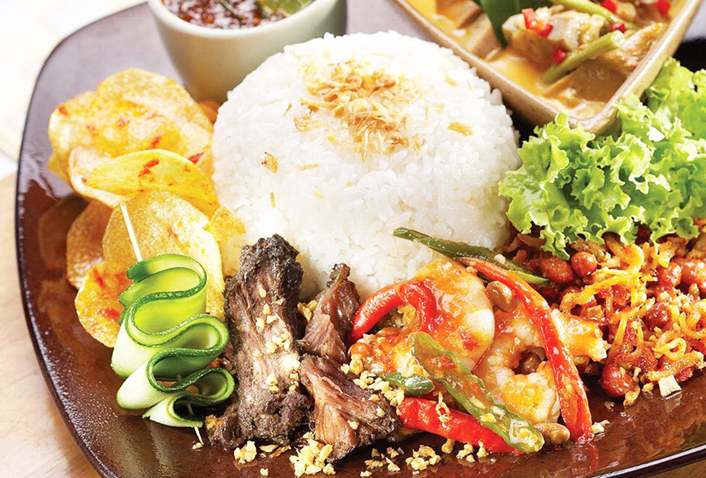 8 Restoran dengan Racikan Masakan  Padang Terlezat di  Jakarta 