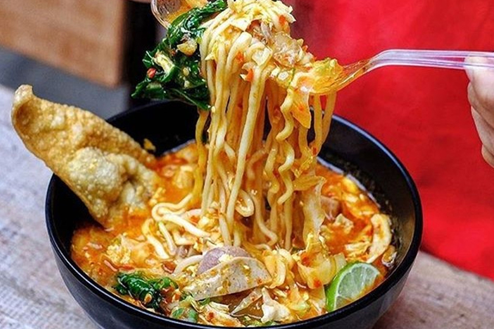 5 Spot Makan Paling Laris Di Grand Galaxy City Bekasi