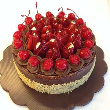 Cherish Frozen Yoghurt, Cake and Bakery - photo 6