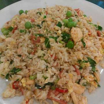 Nasi Goreng Yang Chew #friedrice #nasigoreng #yangchew #instafood #kulinerbandung #foodlover #kulinerbandung