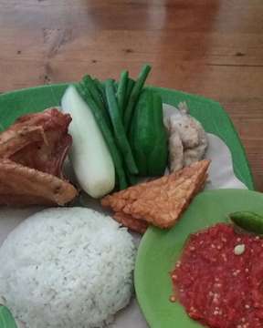 Nasi Tempong Indra - photo 1