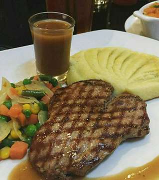 Have a nice weekend 💕
Holla wargi Bandung, Ada Holland steak di Ayam Oma Mien Cafe
.
.
cekidot :
@ayamomamien
Jalan Boscha No.45 Bandung.
(30 meter belakang Pom Bensin Cipaganti).
☎+62(22)2032035
.
.
#ayamomamien #infobandungkuliner

Cekidot @ayamomamien
Cekidot @ayamomamien
Cekidot @ayamomamien ===================================
.
#JanganLupaNguliner
#JanganLupaNguliner
#JanganLupaNguliner

#kuliner #kulinerbandung #kulinerbdg #galeriukmbandung #bandung #foodlover #streetfood #recommended #BersamaLebihBaik #bandungjuara #ridwankamil #love #eventbandung #bandungbanget #infokulinerbandung #kulinerbandungjuara #nuhunkangemil #explorebandung #foodies #kulinerjakarta #homemade #JanganLupaNguliner #persib #foodshare #infobandung #infobandungkuliner ===================================