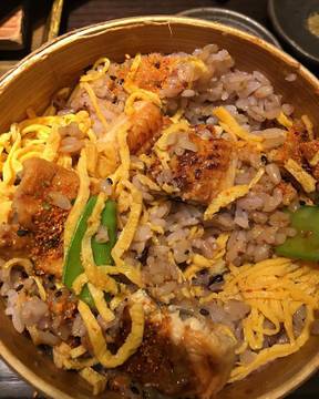 chirashi unagi on brown rice 😍😍#japanese #foodlover #foodcoma #chirashi #unagi #foodporn