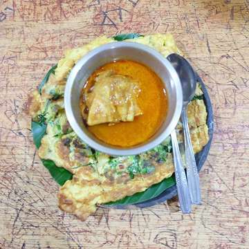 Martabak India with Chicken Curry
📍Warung Bunana, Bali
Price 💰
Ambience ⭐️
Service 👍🏻👍🏻
Taste 🍴🍴🍴🍴
Overall Rating 3.0/5
•
•
•
#kuliner #kulinerbali #balifoodies #balifood #foodlover #foodporn #foodstagram #foodshare #jktfoodaddict #makanmana #baligo #foodblogger