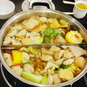 Pork Maw + Chicken soup set with herbal soup🖒healthy😊🐷