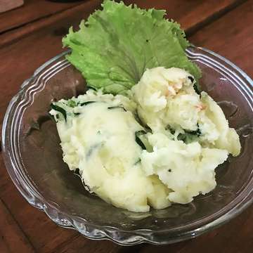 Back at this place after more than a year | The food is still awesome as before | this place reminds me a lot of Cafe Muji Paragon Singapore | Deli Campur Asia | 26 February 2017
•
•
•
#delicampurasia #delicious #nomnombali #nomnom #japanesefood #japanesecurry #potatosalad #goodfood #yum #yummyinmytummy #instaplace #instafood #instagood #instadaily #canggu #onlyinbali #whattoeatinbali