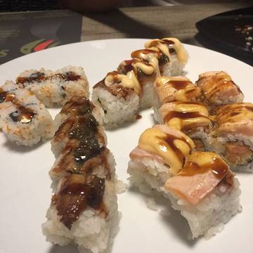 sushi lover 
#sushilover #sushilovers #sushi