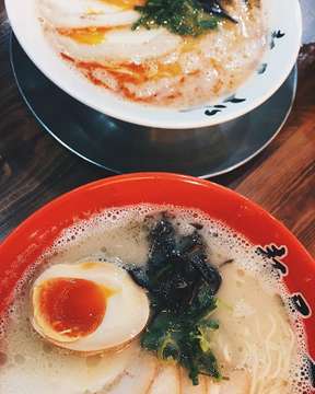 One of the best ramen served in Indonesia, the broth is light. And the ramen itself is at its finest texture and portion. 👌🏻. #goodfood #ramen #foodie