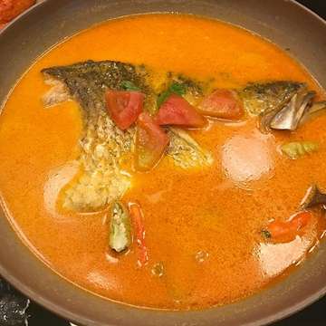 Gulai fish - head tasik.