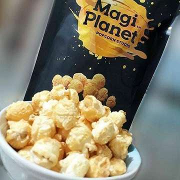 Our deliciously flavored popcorn drags you out of boredom & delivers kicks and punches to your tastebuds 😋