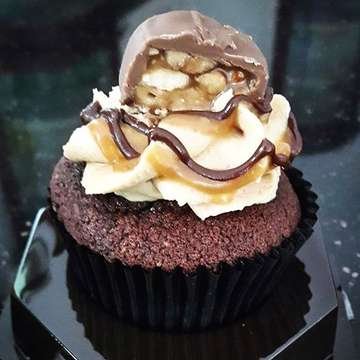 Twelve Cupcakes - photo 8