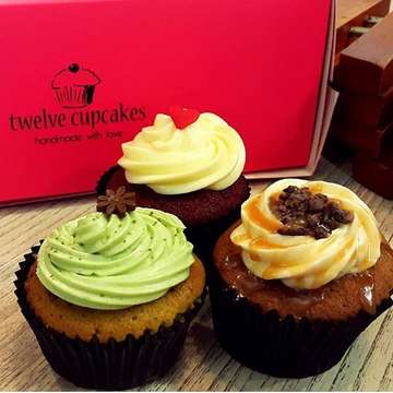 Twelve Cupcakes - photo 7