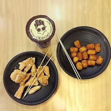 Ngepostnya kok agak emosi ya. Colek @chanecca. Eh tapi so far makanannya enak kok :)
.
.
.
.
.
.
.
.
.
.
.
.
#quote #me #happiness #taiwanese #snack #latte #dessert #espresso #photooftheday #picoftheday #instagram #instaphoto #instagood #instasize #goodmorning #hello #weekend #breakfast #lunch #dinner #food #foods #foody #blogger #foodporn #iphonesia