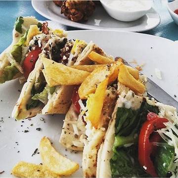 Club sandwich really tasteful 29.000 IDR 😋 🍽🍱it's never too late!! Kuta Poppies 1 Warung Souvlaki.gr 🇬🇷#bestgreekfood #greekfood #delicious #deliciousfood #yum #yummy #kuta #kutabeach #kutarestaurant #pornfood #poppies1 🥇