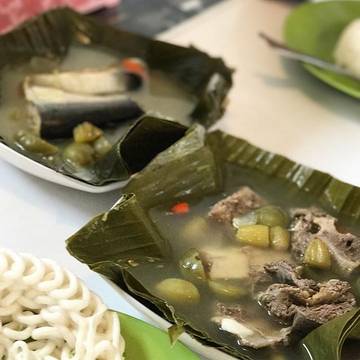 Garang asam iga sapi dan ikan patin, 1st time trying this food #kuliner #solo #2017