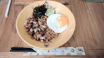 Buta Noodle Lv 15🍜

#yummy #delicious #pork #noodle #mylatelunch #today #foodiegram #foodporn #foodgasm #sumoboo