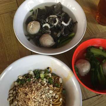 26Aug17#Mie yamin Baso Babat for lunch 😆😆😆#endeeezzzz 😍😍😍