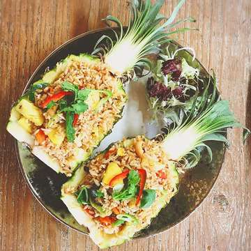 #pineapple #rice 🍍#warung #rakuen #asia #bali #foodphotography #travelphotography