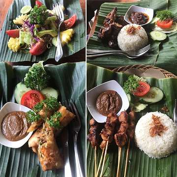 Tasty balinese food 🍚 ! #instafood #bali #indonesia #tasty #ayamsate #asiansalade #peanutsauce #ubud #holidays #vacances