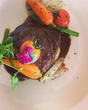 Braise Beef Cheek for lunch. Cheeky!! 😂
#stregisbali #whatsforlunch #meatlover #lunch
