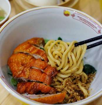 Golden Century - Lamien & Dim Sum Express - photo 14