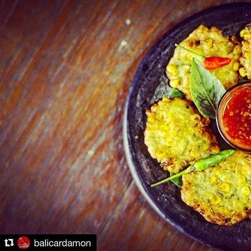 #Repost @balicardamon
・・・
Perkedel jagung at #balicardamon #greatfood for #lunch while you are in #tanjungbenoa #nusadua #bali #localfood #indonesianfood #foodporn #foodphotography #foodblogger #foodography #foodstyle #foodinsta #fooddiary #foodjournal #foodstylist #bali #indonesiafood #warung