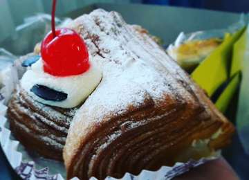 AJ Bakery & Cake - Kelapa Gading